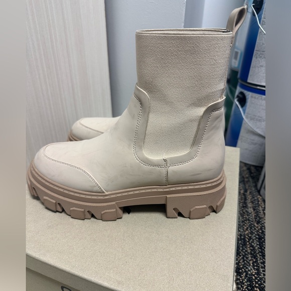 ONLY boots - Picture 2 of 6